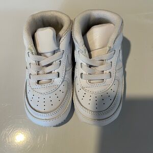 Nike Air Force 1 hi-top infant shoes • size 1 • never worn